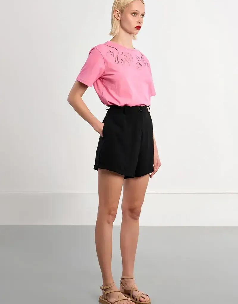 Light short w/pocket