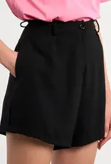 Light short w/pocket