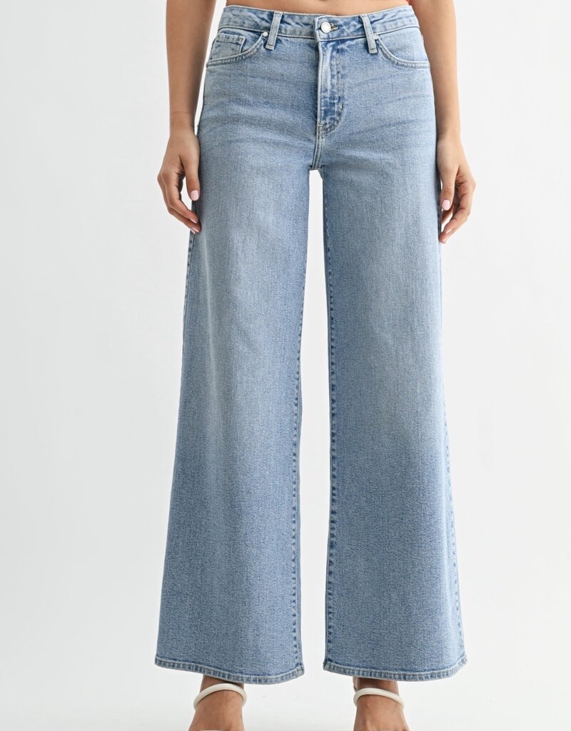 Ultra wide jean