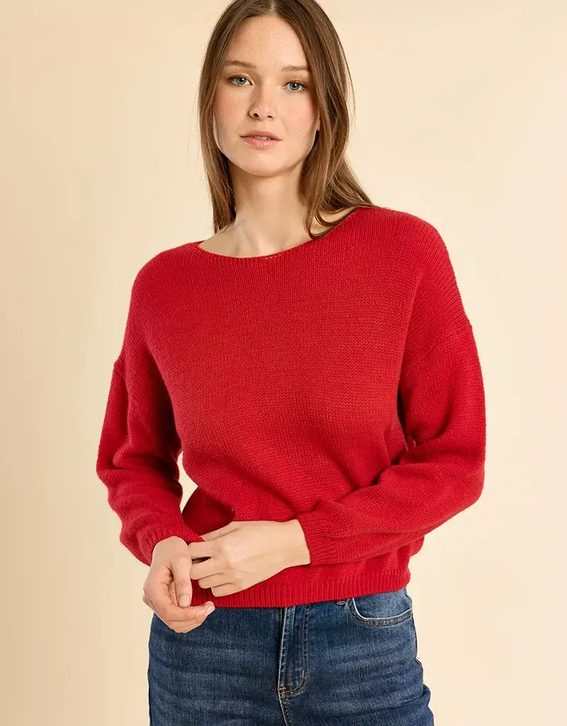 Round neck sweater