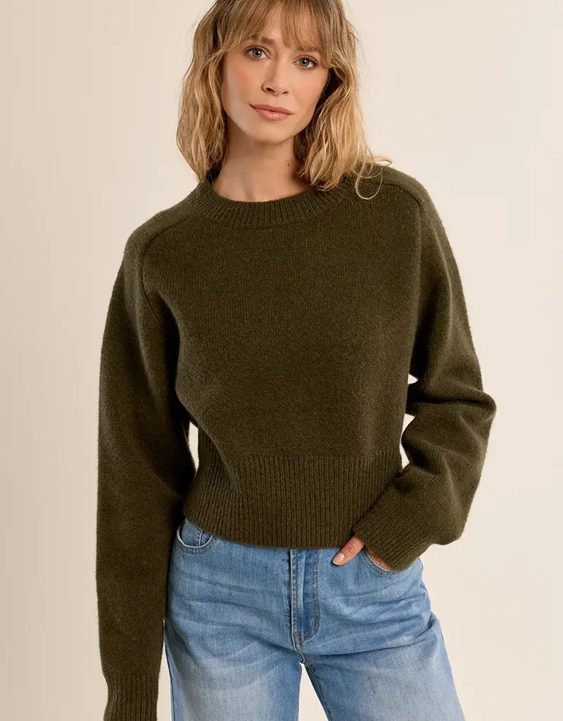 Crew neck sweater