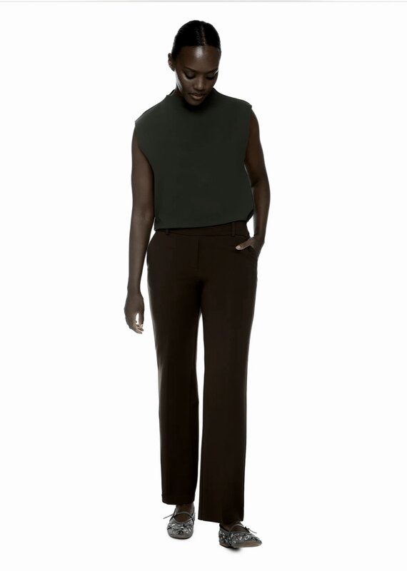 Ponte true straight leg
