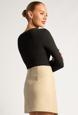 Layer cut top