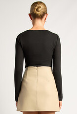Layer cut top