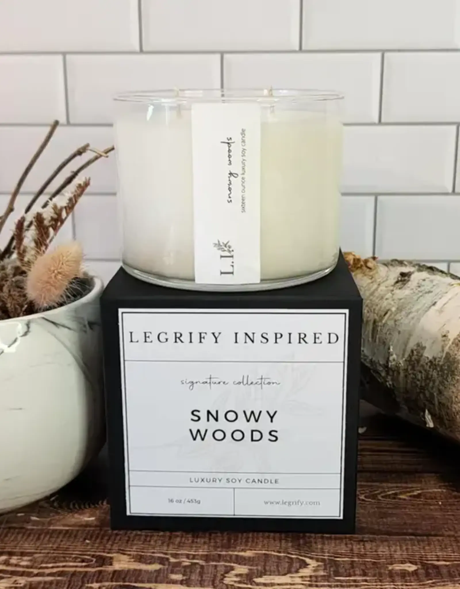 Legrify Snowy Woods 16oz Classic 2 Wick Soy
