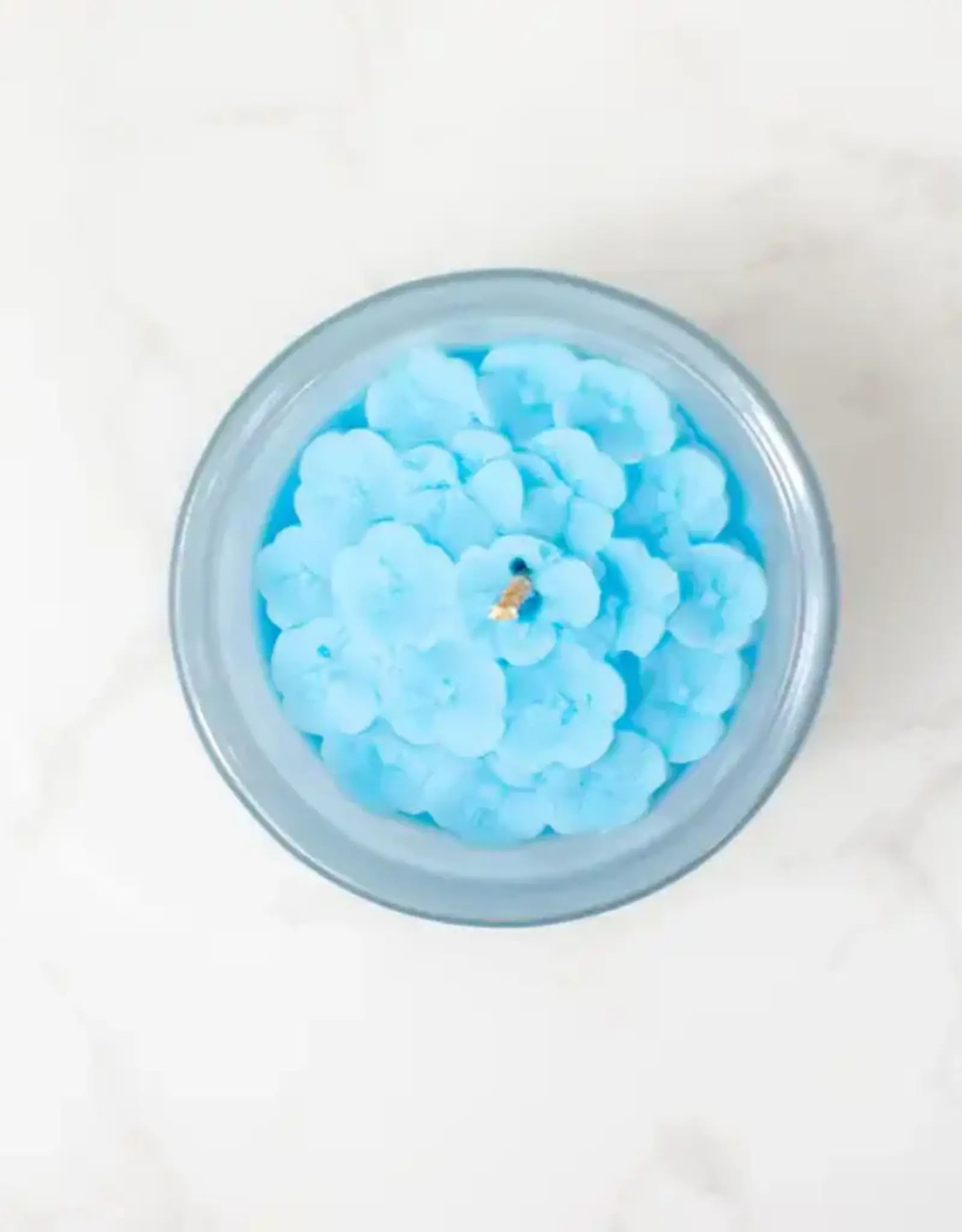 Multifaceted Flower Candle- Hydrangea 2.5 oz