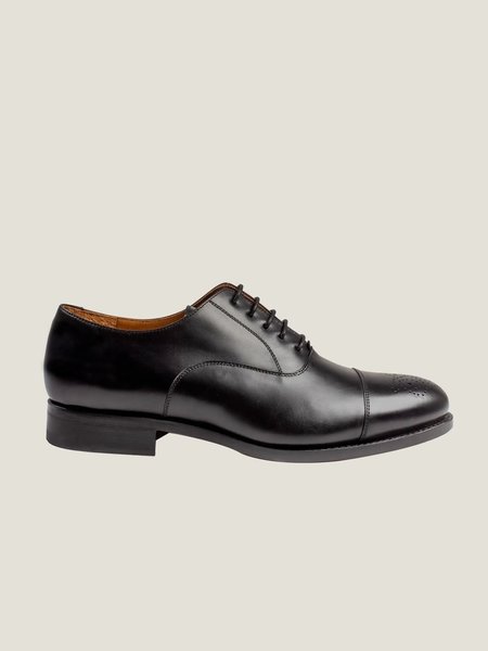 Essentials Black 01 Oxford Shoe
