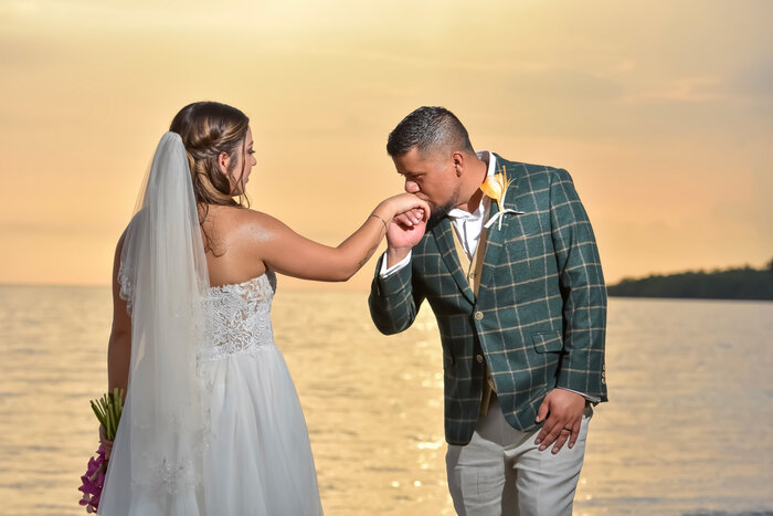 Summer Wedding Suits: How to Stay Cool and Stylish