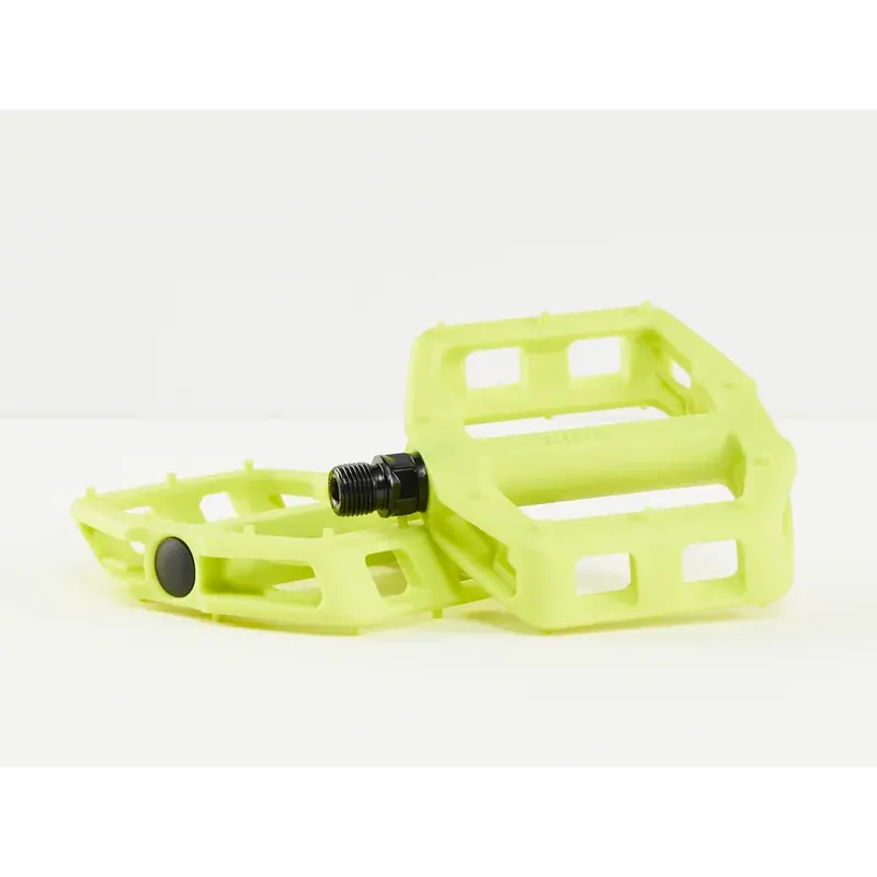 Bontrager Line Comp Flat Pedal Set Volt