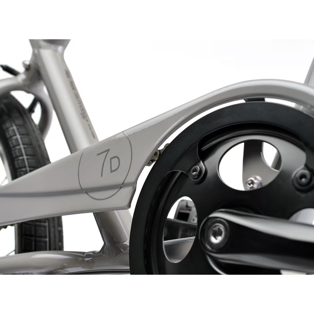 Electra Townie Original 7D Step Over Cement