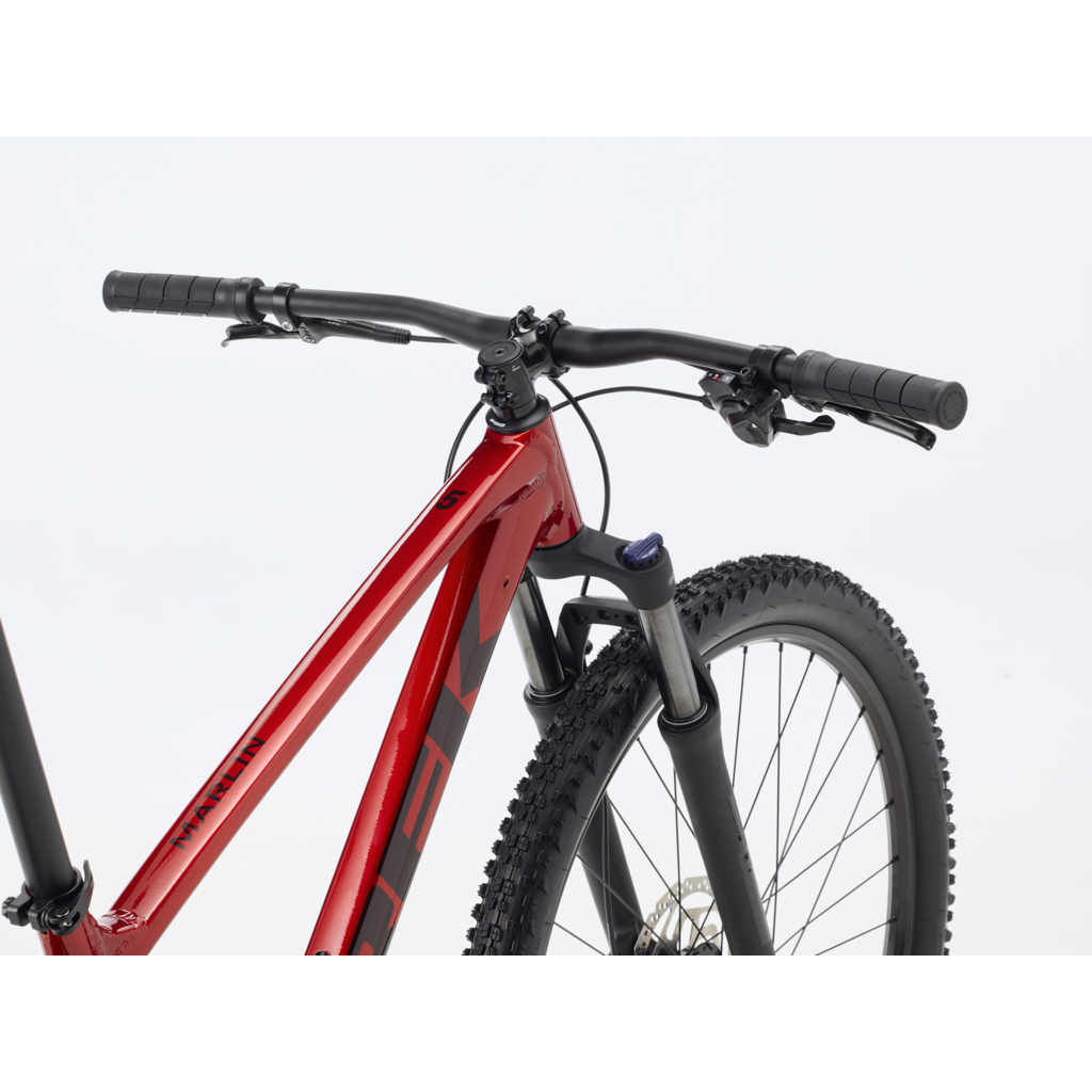 Trek Marlin 5 Gen 3, Fury Red