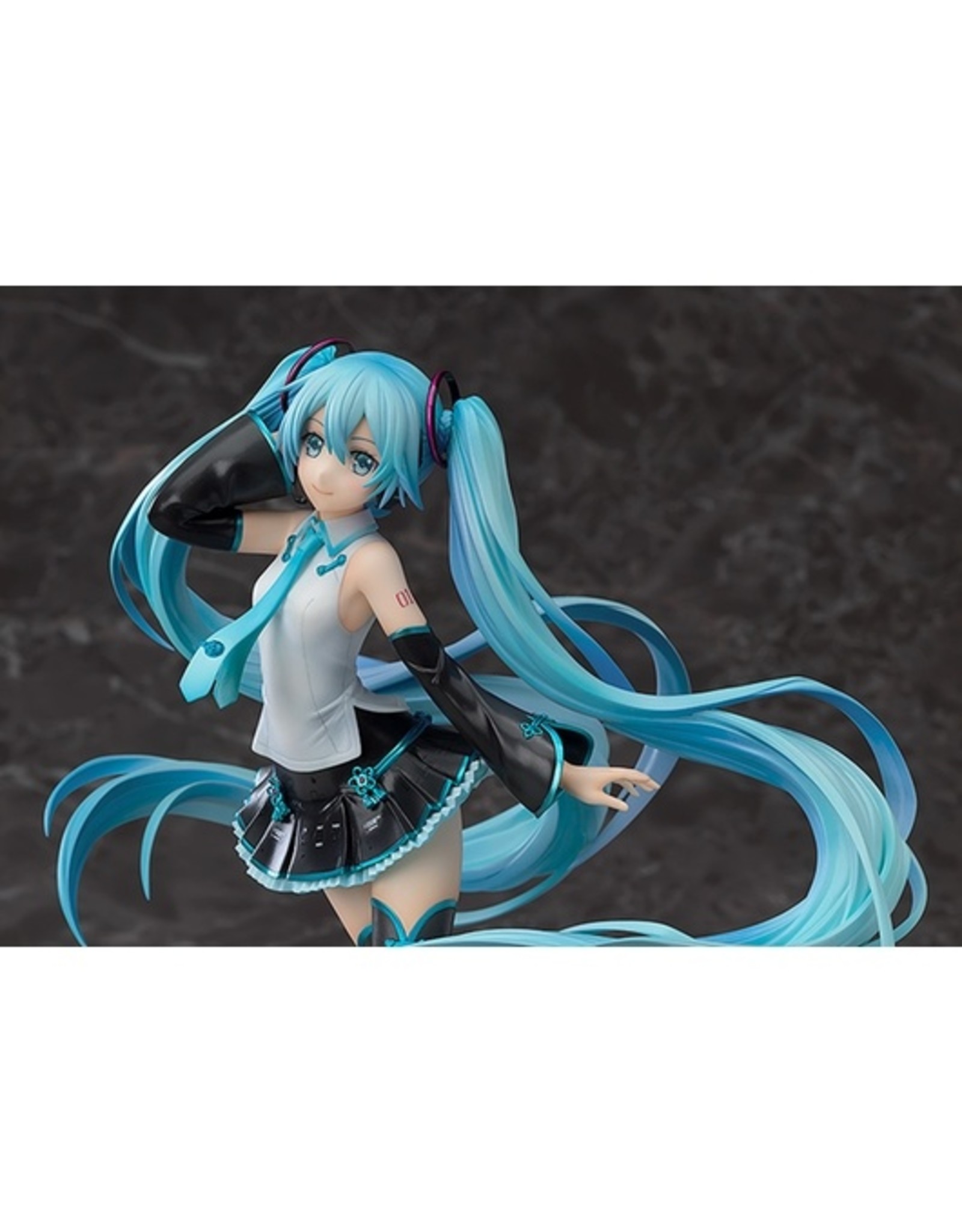 Hatsune Miku V4 Chinese 1/8 Scale Figure