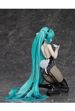 Hatsune Miku art by Sanmu YYB Bunny 1/4 Scale Figure *Pre-order* *DEPOSIT ONLY*