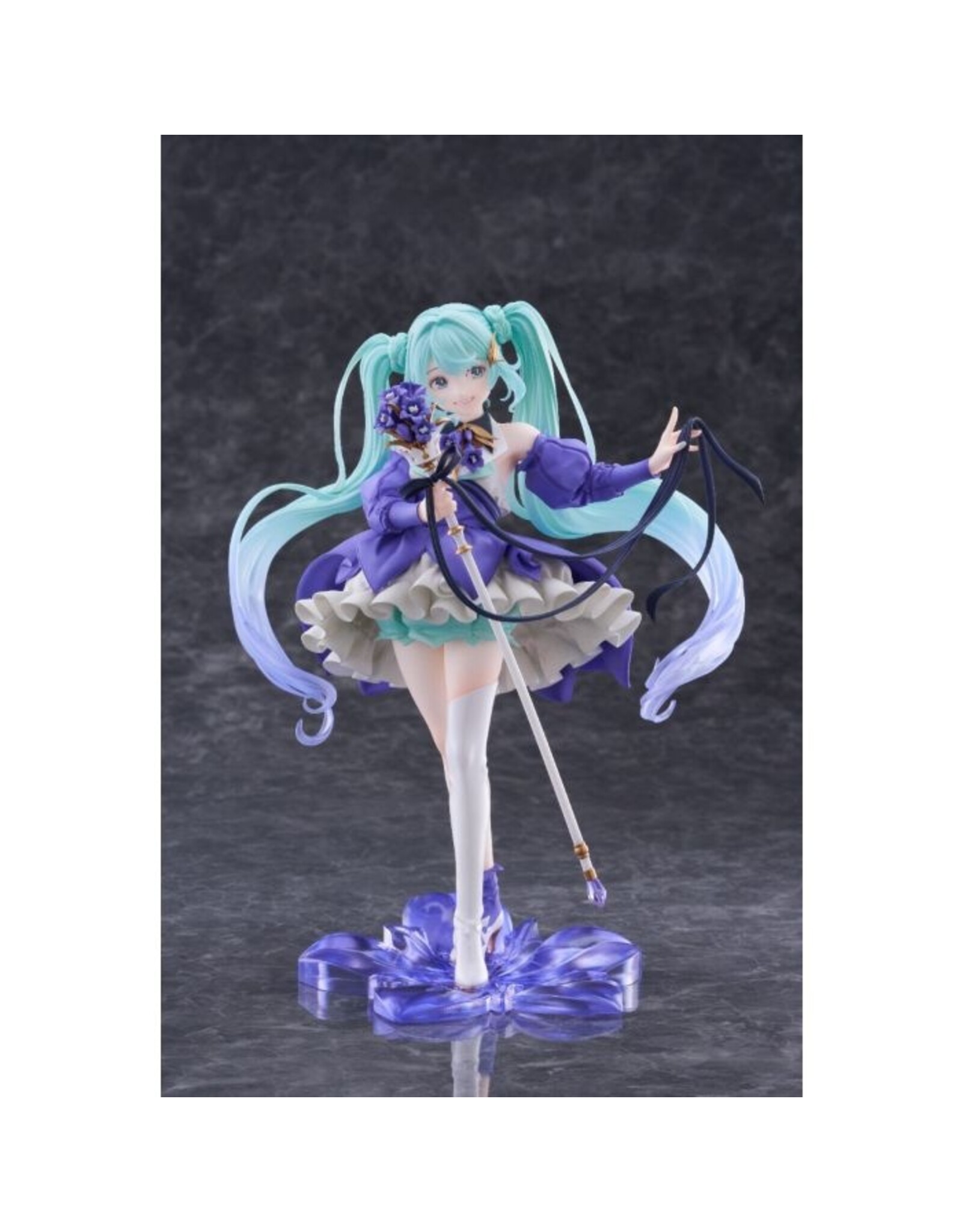 Hatsune Miku Birthday 2024 Ver. AMP+ Figure *Pre-order*