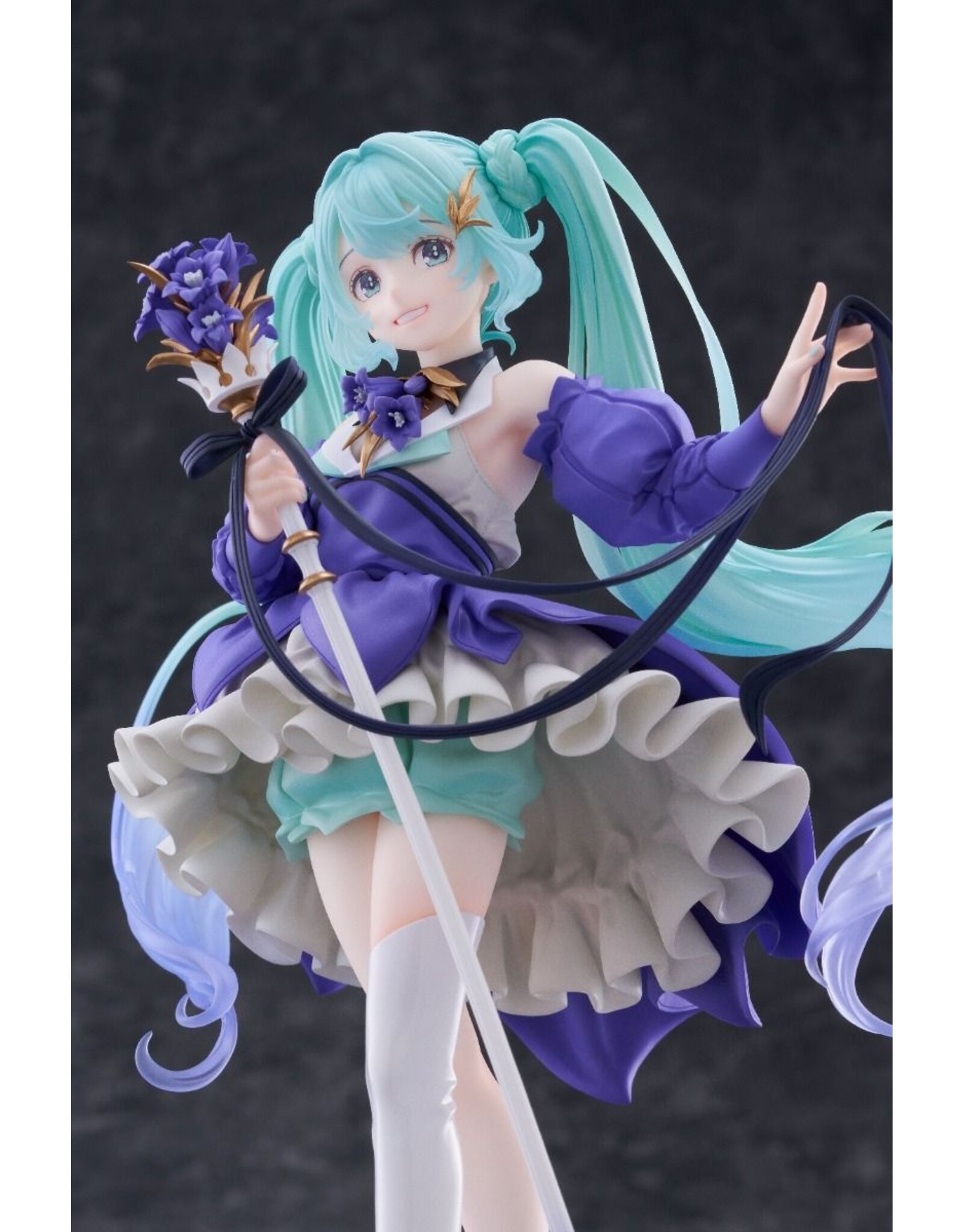 Hatsune Miku Birthday 2024 Ver. AMP+ Figure *Pre-order*