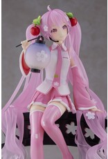 Sakura Miku AMP+ Figure Sakura Lantern Ver.