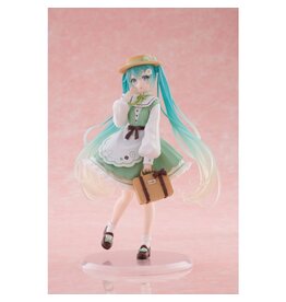 Hatsune Miku Fashion Country Ver. Figure *Pre-order*