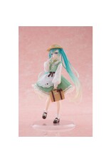 Hatsune Miku Fashion Country Ver. Figure *Pre-order*