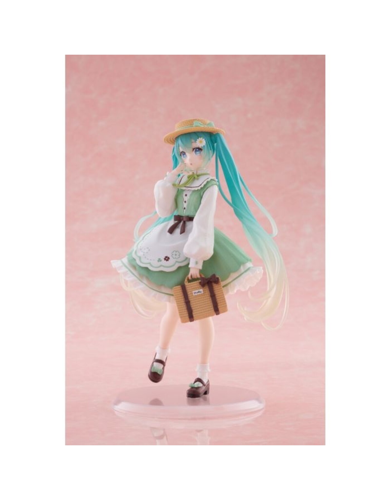 Hatsune Miku Fashion Country Ver. Figure *Pre-order*