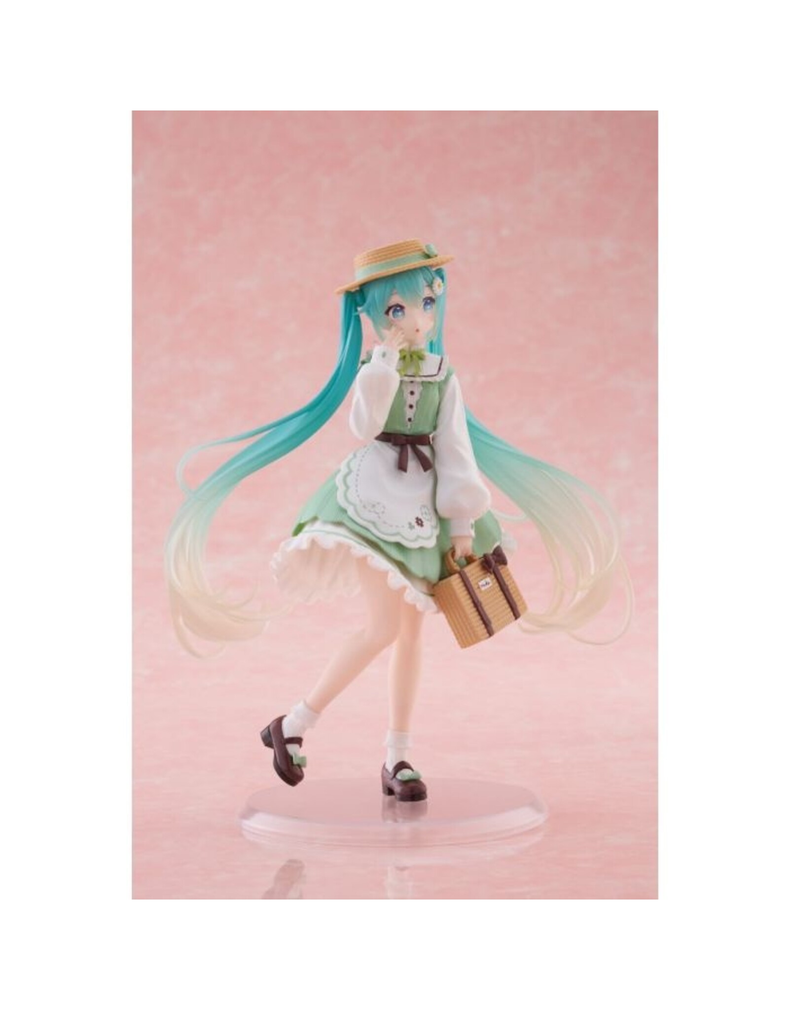Hatsune Miku Fashion Country Ver. Figure *Pre-order*