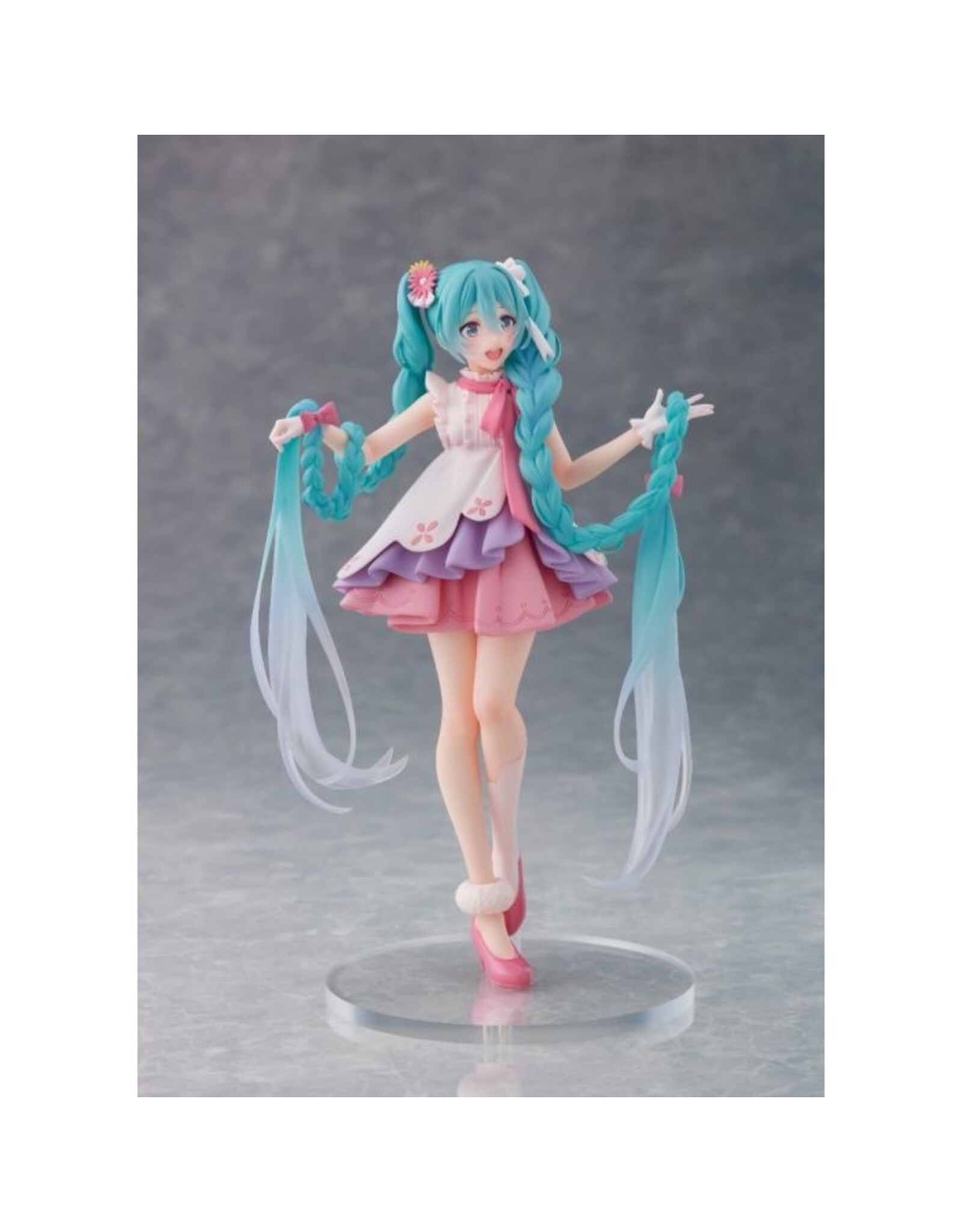 Rapunzel Hatsune Miku Wonderland Figure *Pre-order*