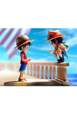One Piece Log Stories Luffy & Ace Figure