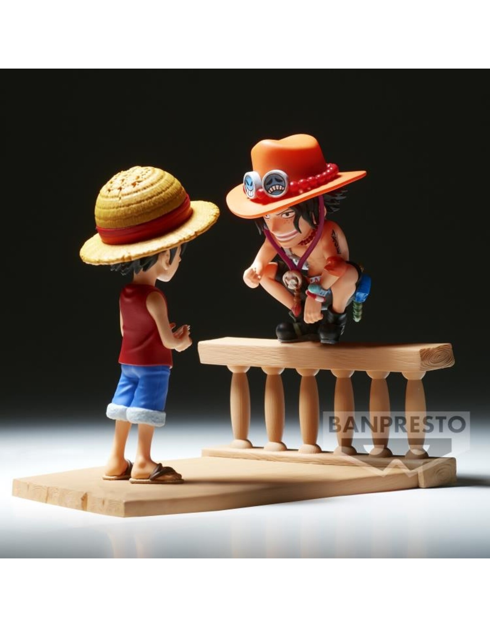 One Piece Log Stories Luffy & Ace Figure