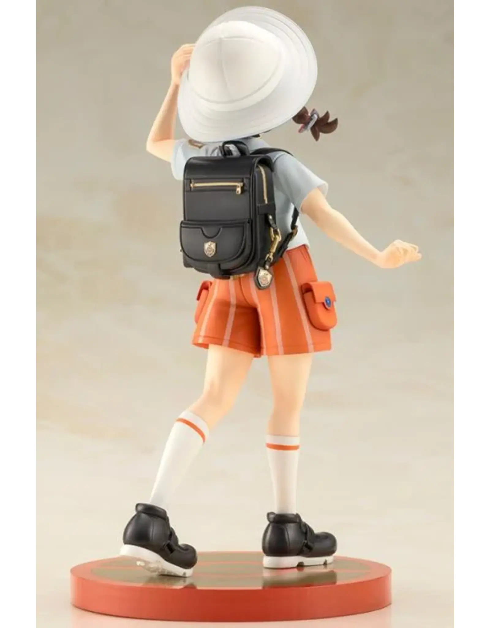 Juliana with Sprigatito ARTFX J Scale Figure