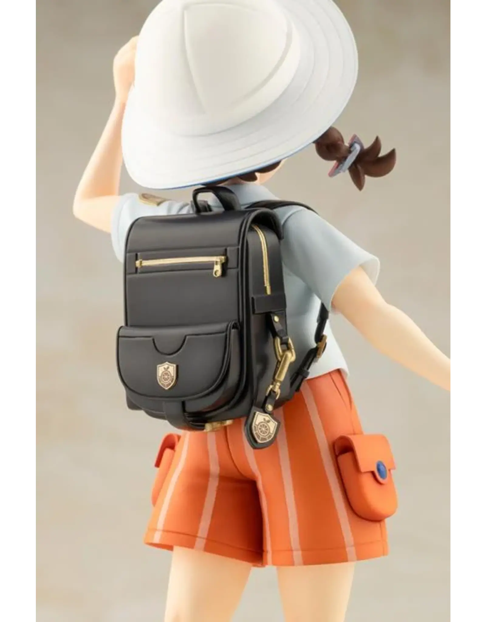Juliana with Sprigatito ARTFX J Scale Figure