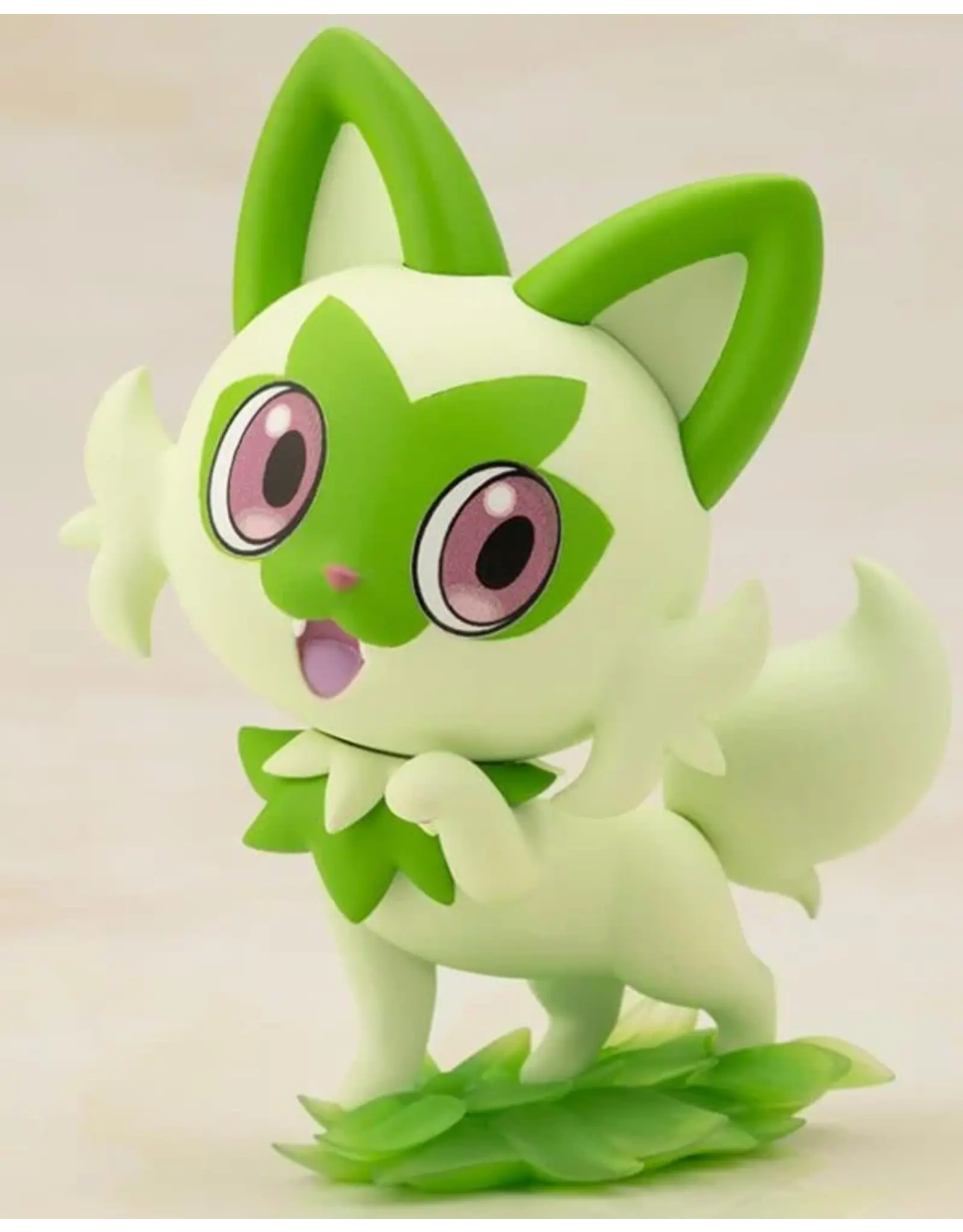 Juliana with Sprigatito ARTFX J Scale Figure