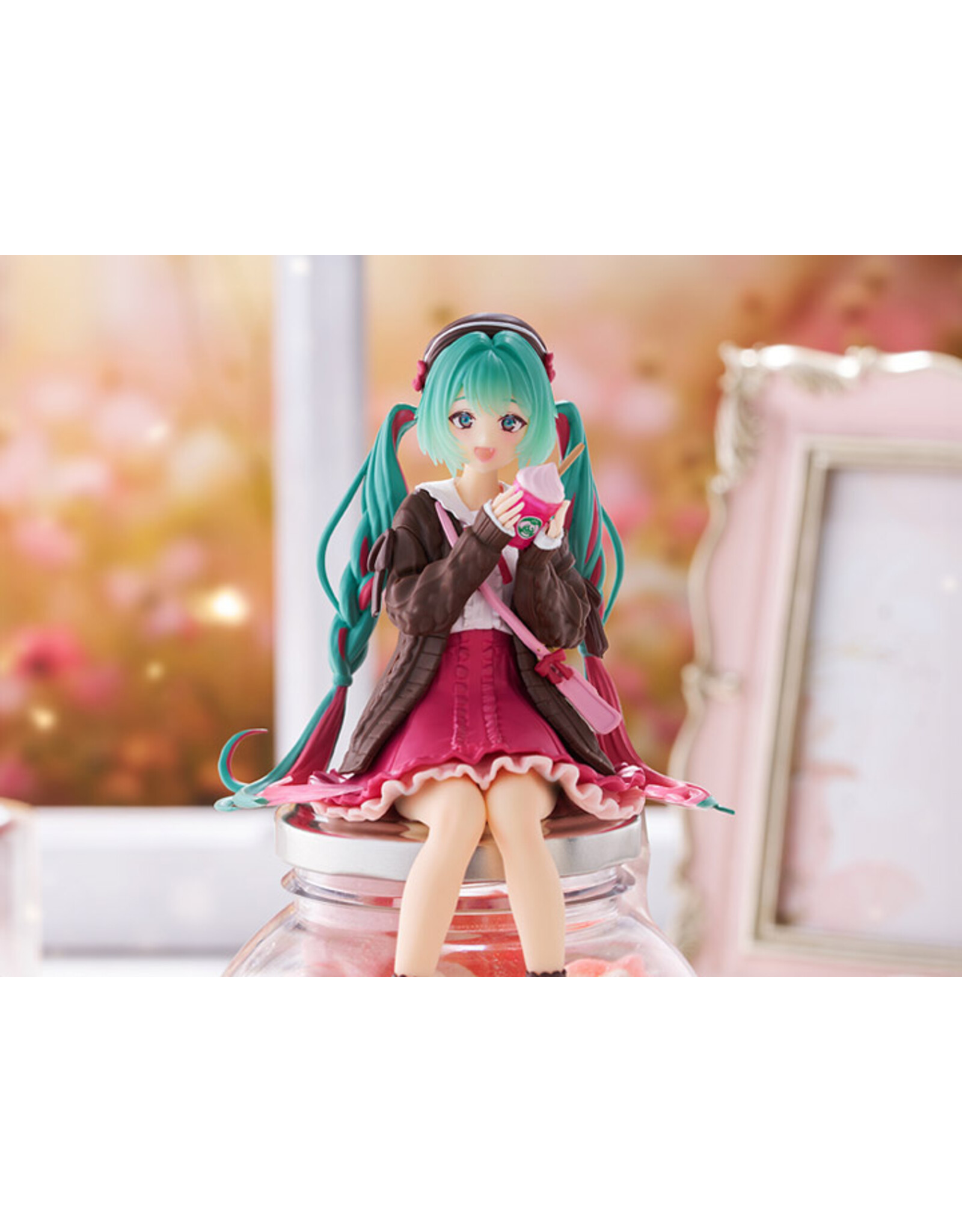 Hatsune Miku Autumn Date Pink Color Ver. Noodle Stopper Figure