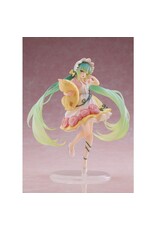 Sleeping Beauty Hatsune Miku Wonderland Figure *Pre-order*