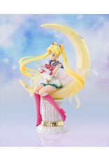 Bandai Super Sailor Moon Figuarts Zero Chouette: Legendary Silver Crystal