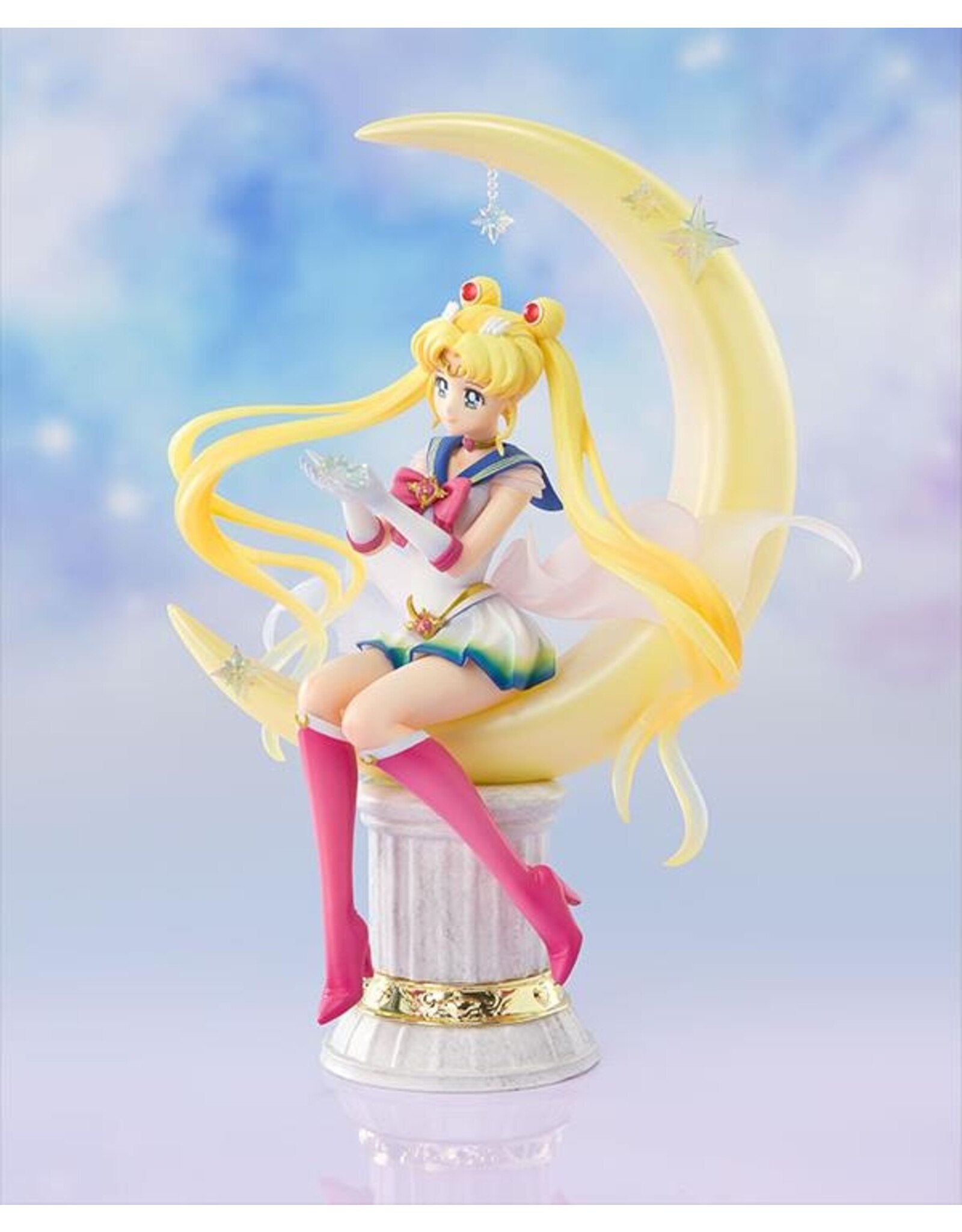 Bandai Super Sailor Moon Figuarts Zero Chouette: Legendary Silver Crystal