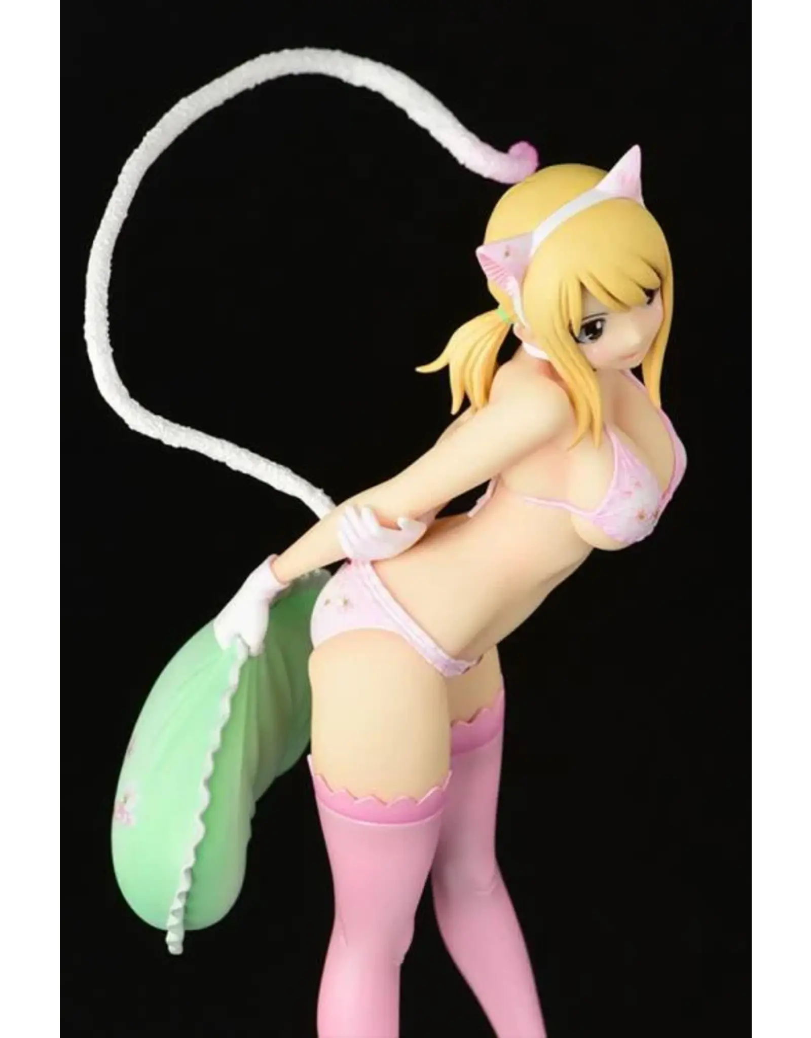 Fairy Tail Lucy Heartfilia Cherry Blossom Cat Gravure Style 1/6 Scale Figure