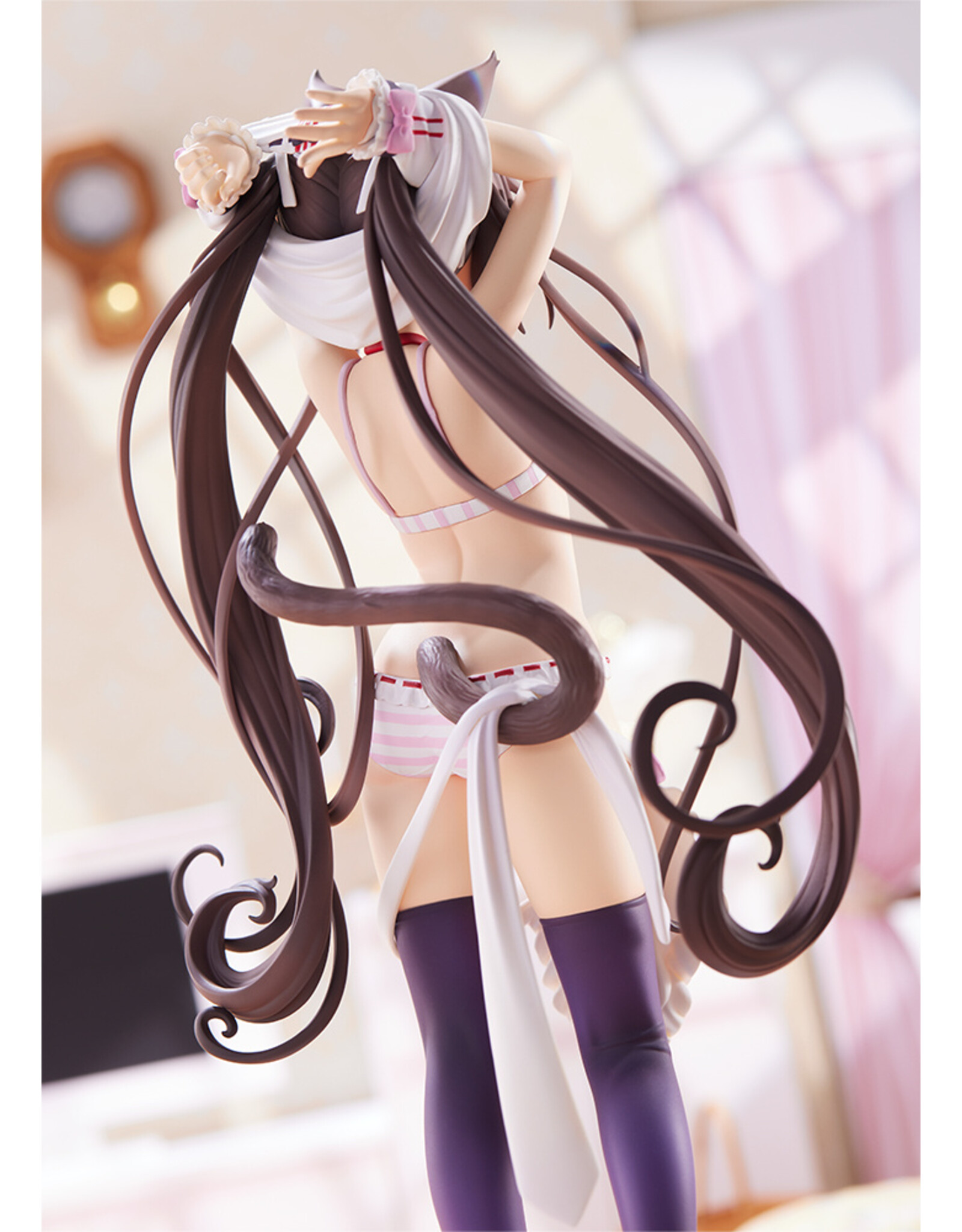 Nekopara Chocola Dress Up Time 1/7 Scale Figure