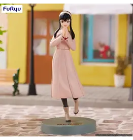 Trio Try It Yor Forger Figure