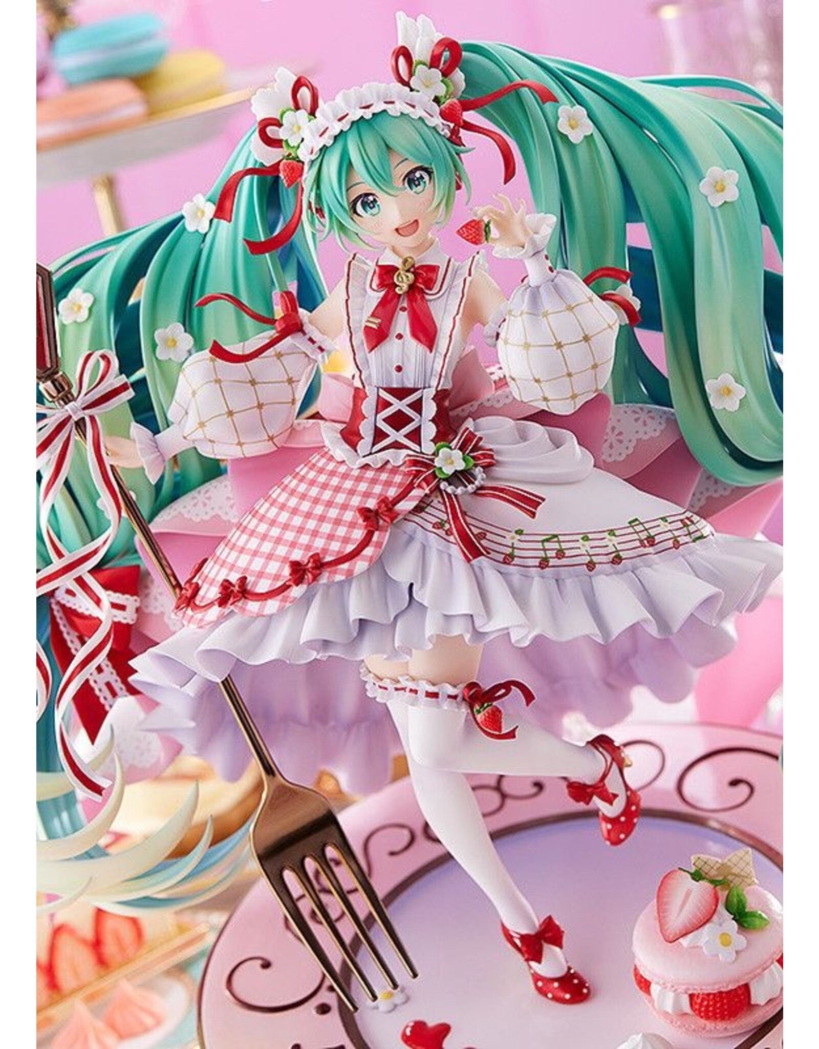 Hatsune Miku 15th Anniversary Ver. 1/7 Scale Figure *Pre-order*