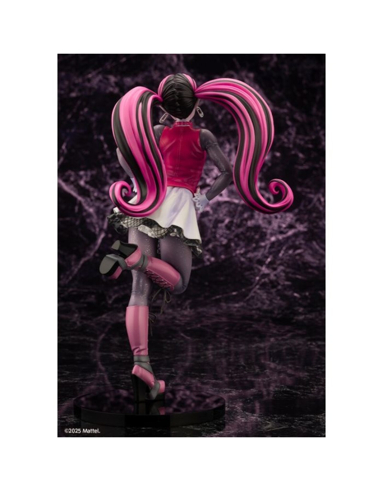 Draculaura 1/7 Scale Bishojou Statue
