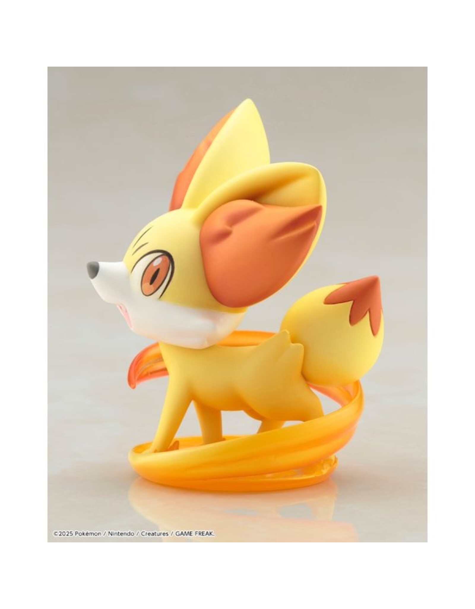 Serena with Fennekin 1/8 Artfx J Scale Figure