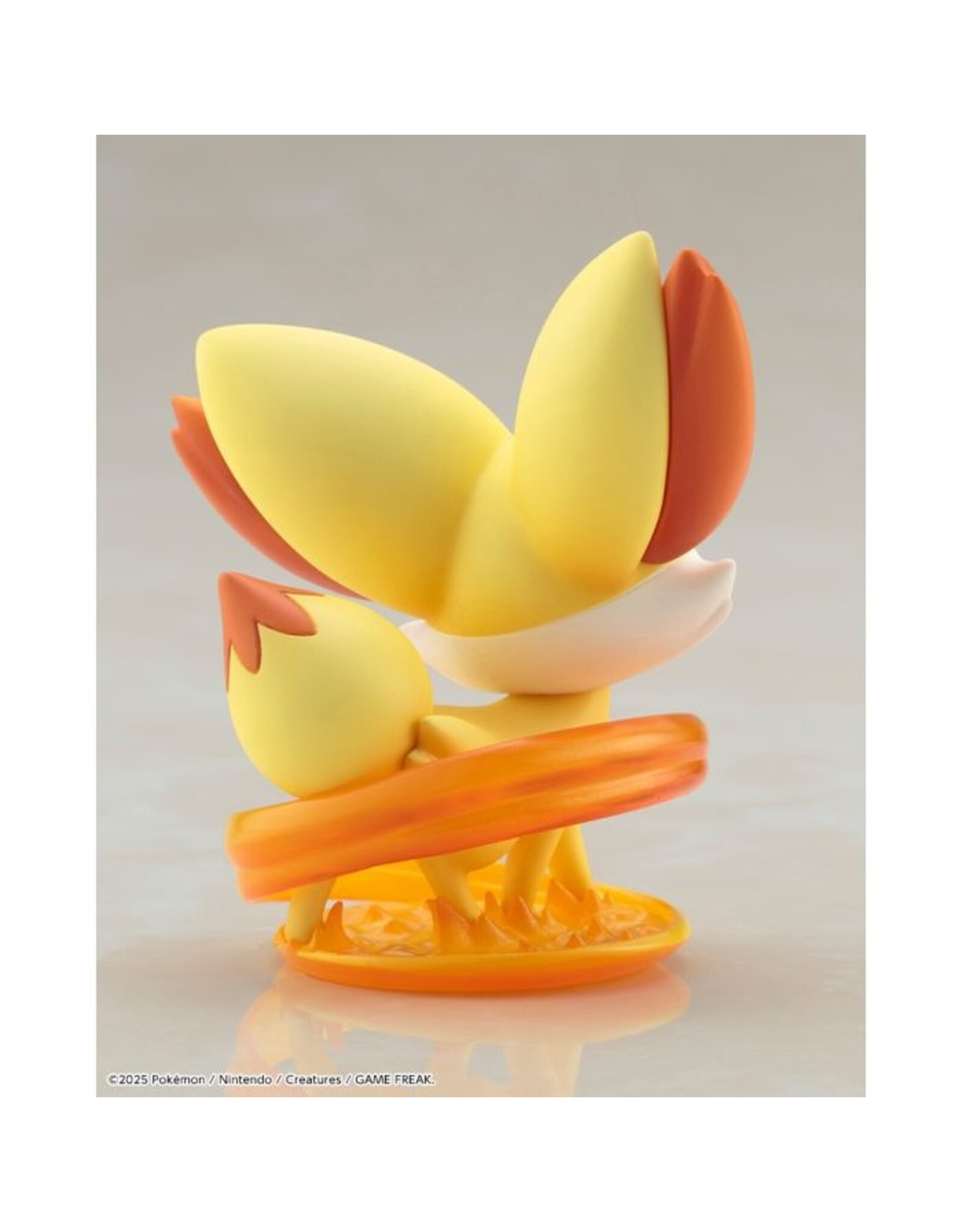 Serena with Fennekin 1/8 Artfx J Scale Figure