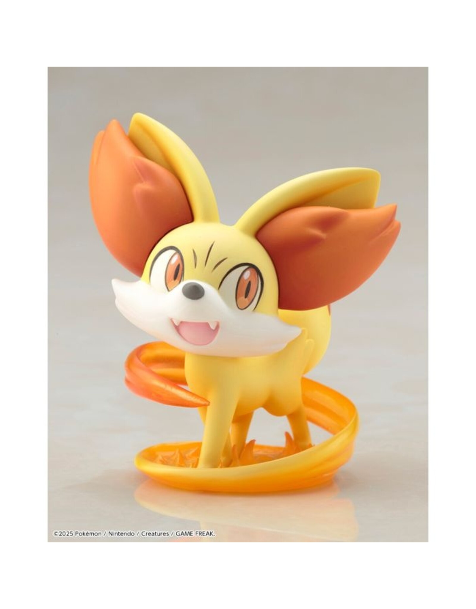 Serena with Fennekin 1/8 Artfx J Scale Figure
