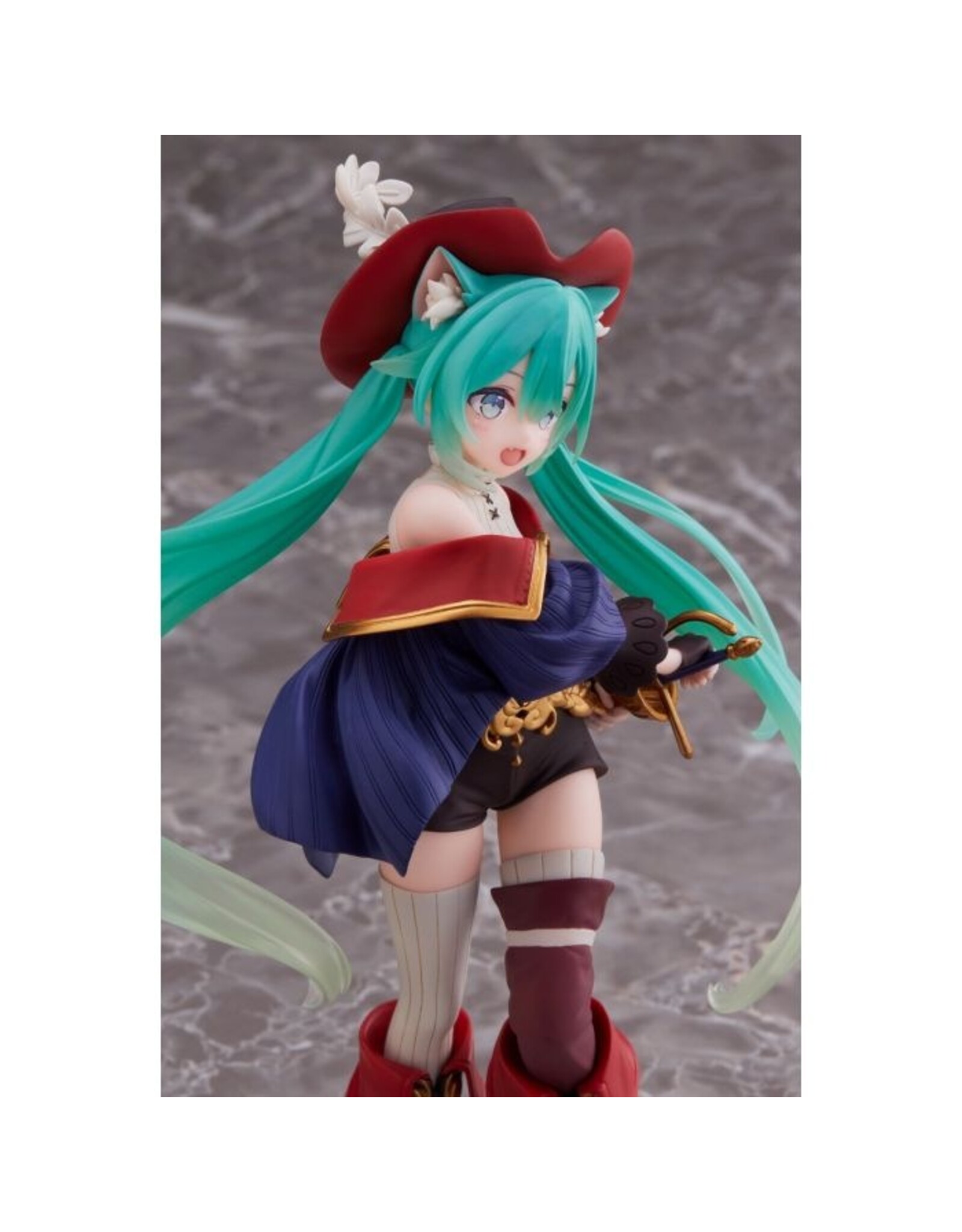 Puss in Boots Hatsune Miku Wonderland Figure