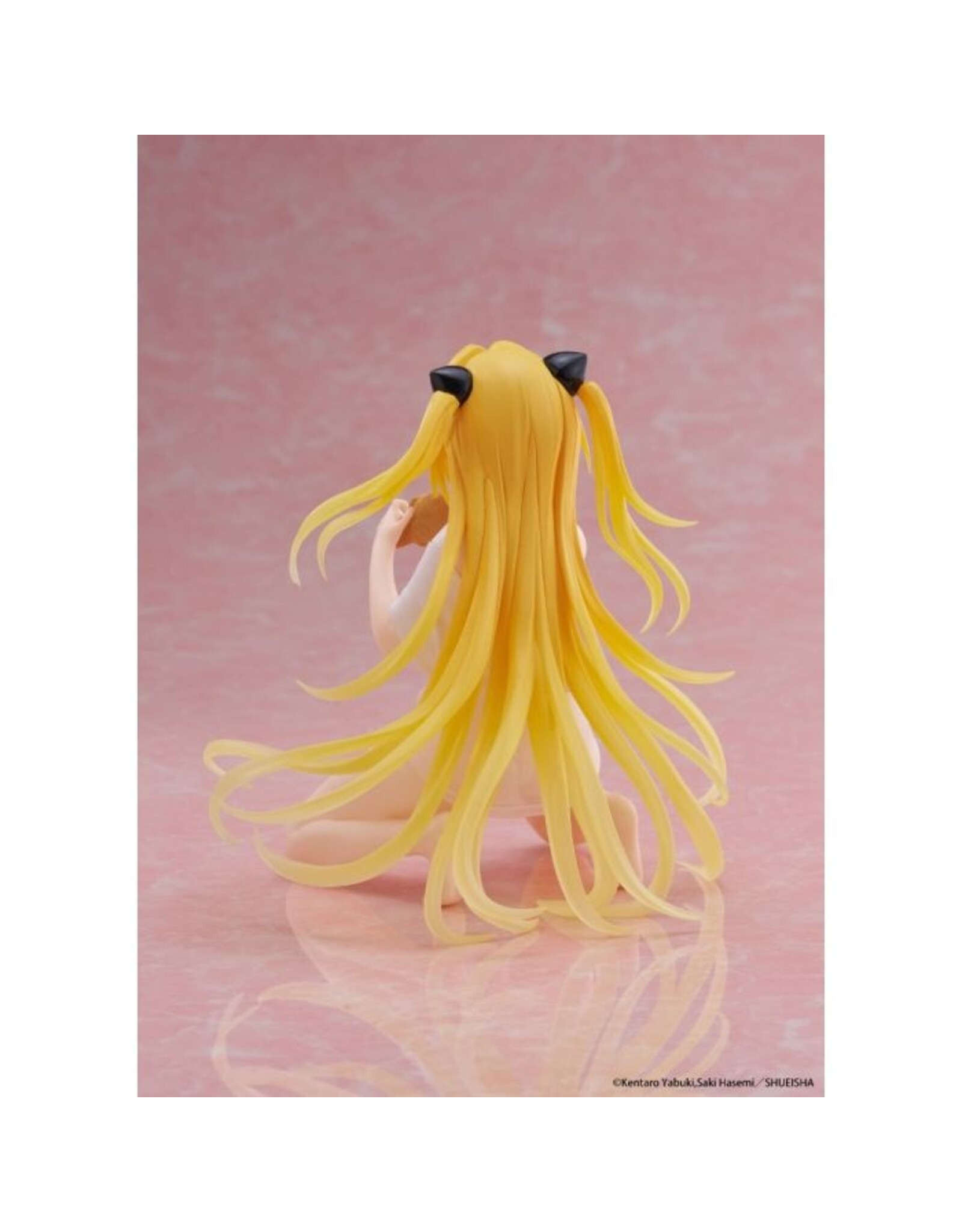 Golden Darkness Roomwear Ver. Desktop Cute Figure *Pre-order*
