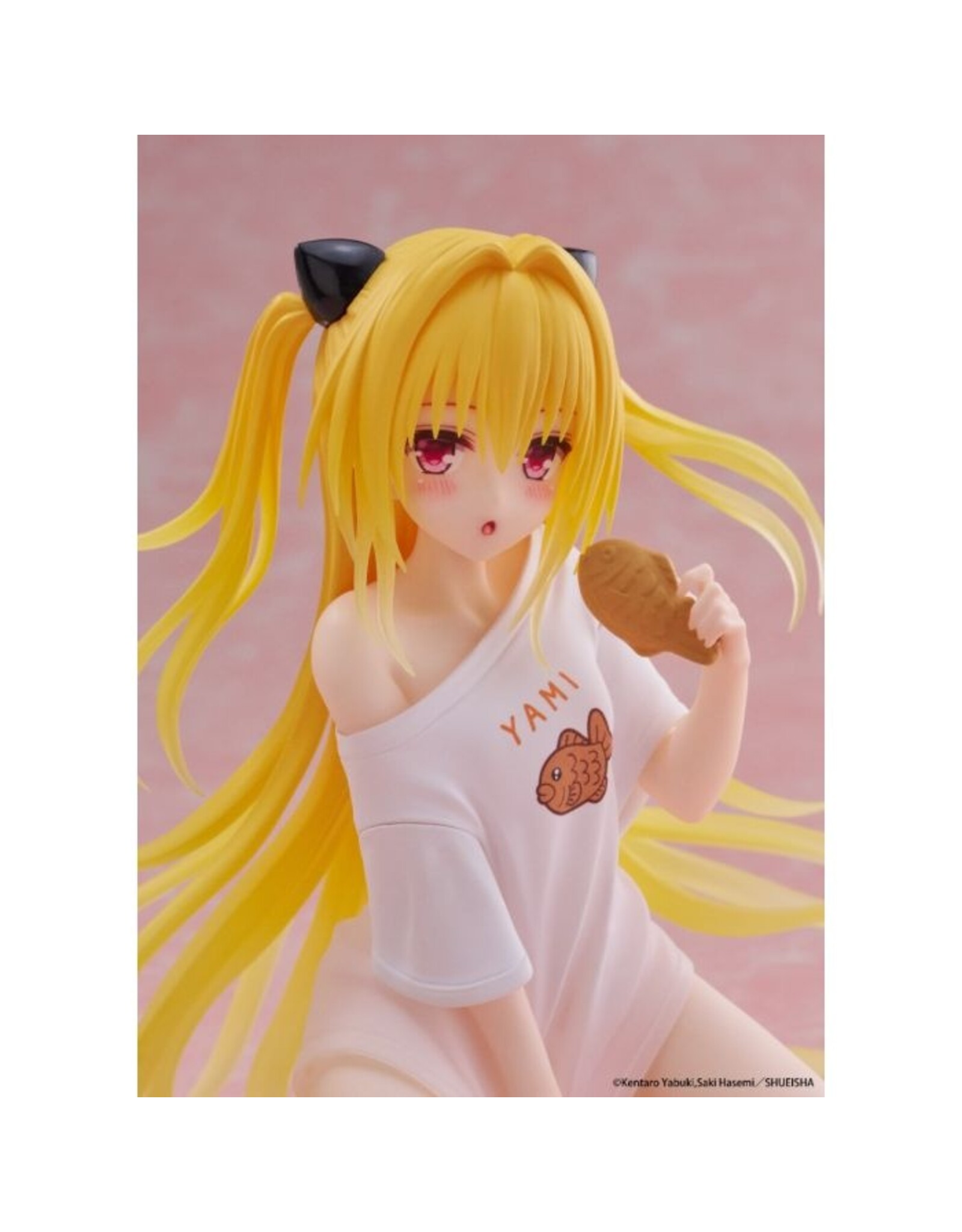 Golden Darkness Roomwear Ver. Desktop Cute Figure *Pre-order*