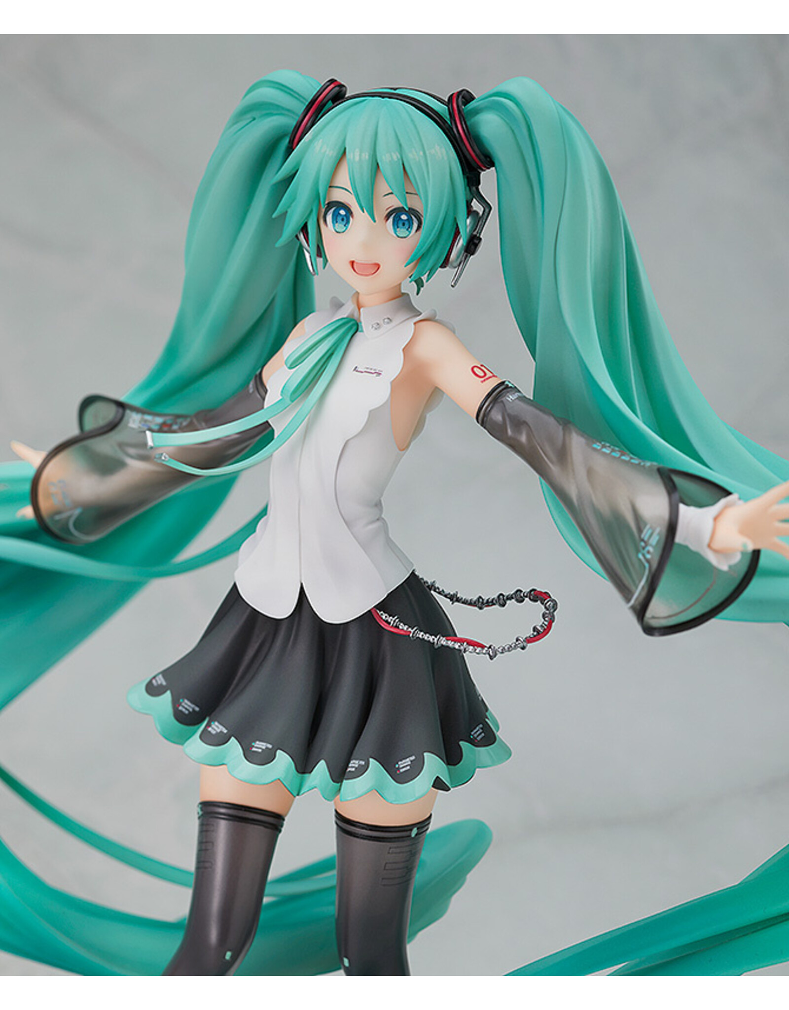 Hatsune Miku NT 1/8 Scale Figure