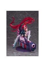 Yoko and Yoko M-Tank Scale Figure