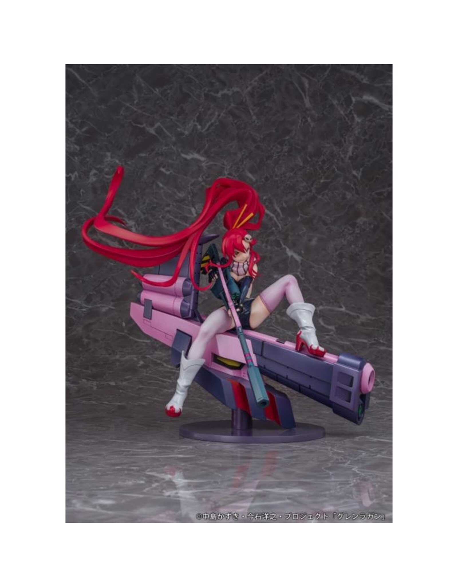 Yoko and Yoko M-Tank Scale Figure