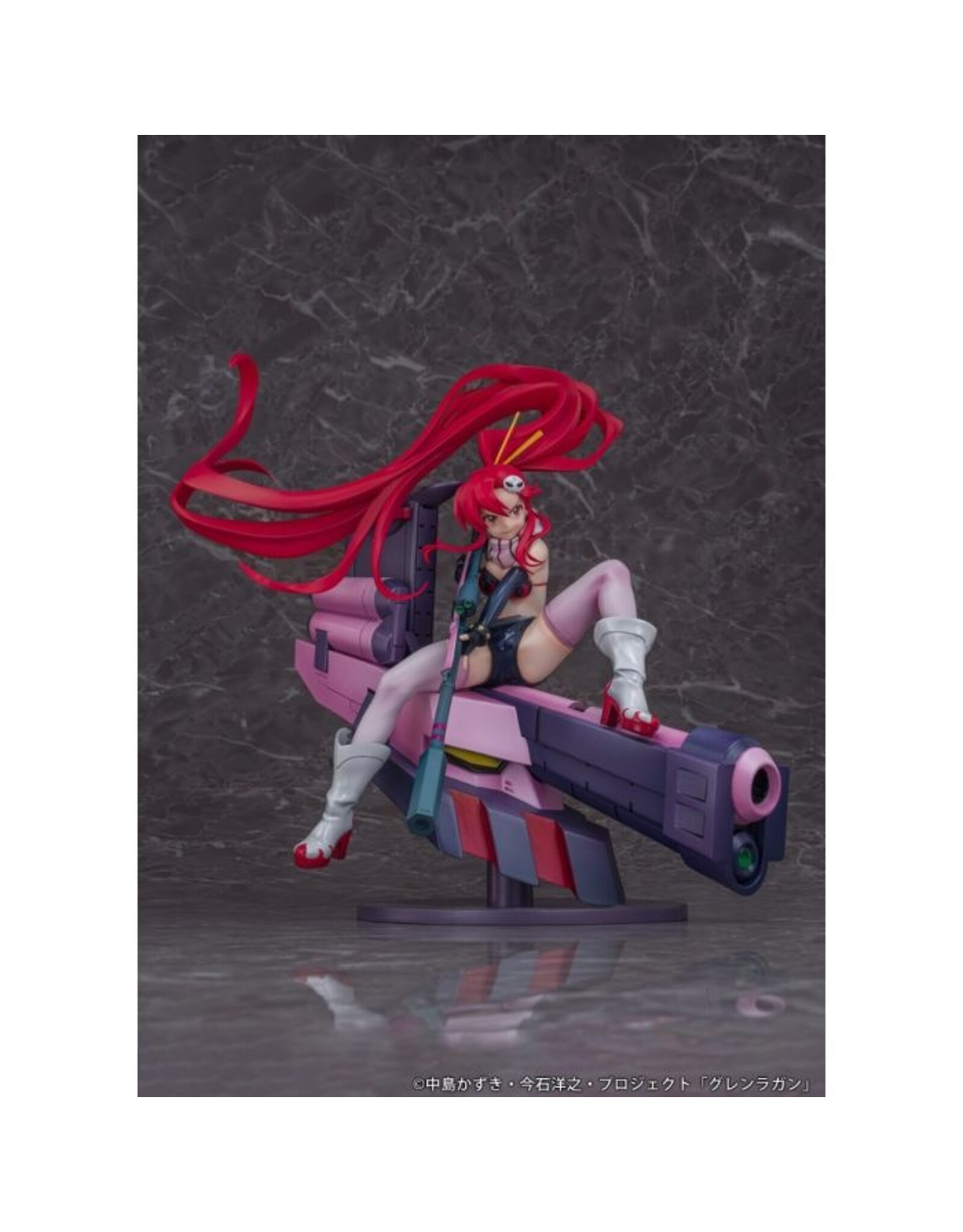 Yoko and Yoko M-Tank Scale Figure