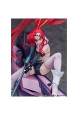 Yoko and Yoko M-Tank Scale Figure